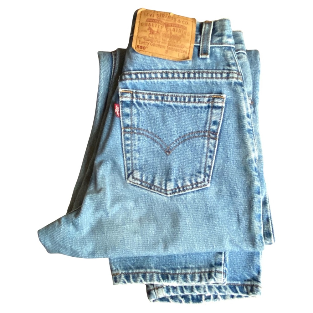Levi’s 550 vintage mom jeans, high waisted, women’s size 4 short